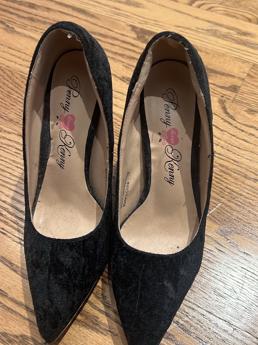 Penny Loves Kenny Black Pointed Toe Suede Pumps